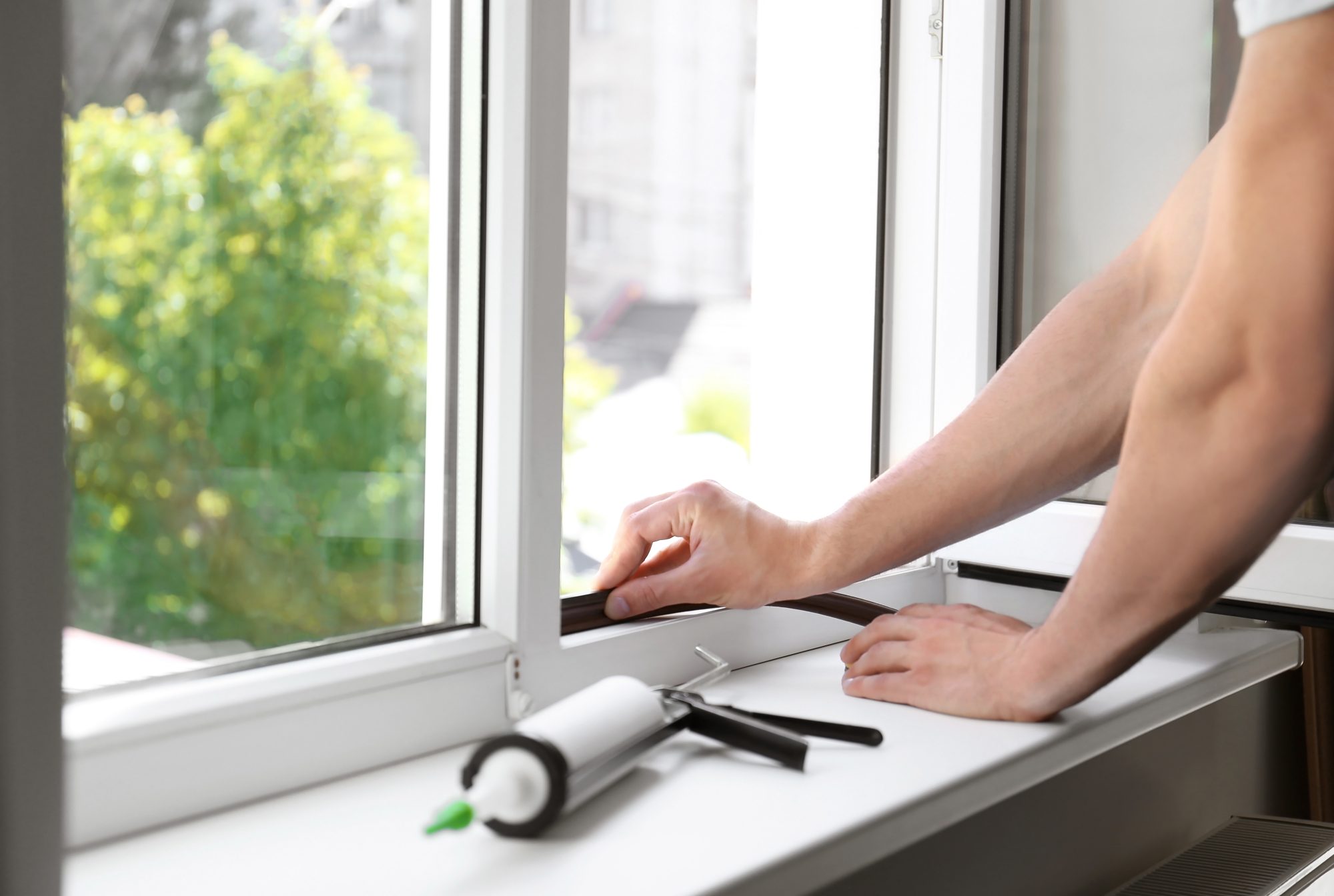 What Are the Most Common Window Problems Homeowners Face During the Summer?